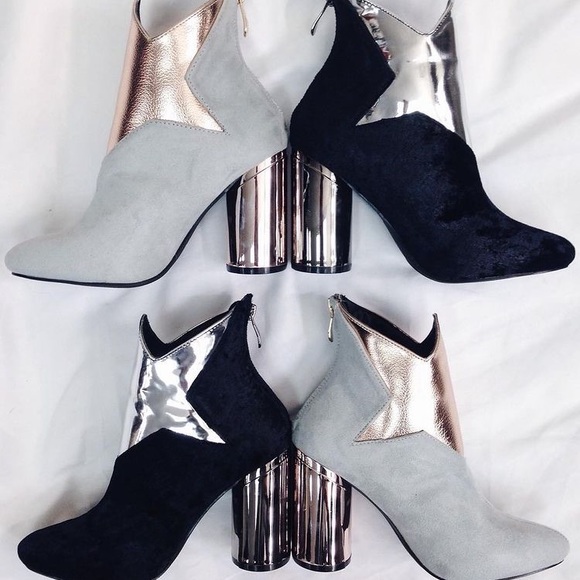 Starship metallic velvet star booties - Picture 6 of 7